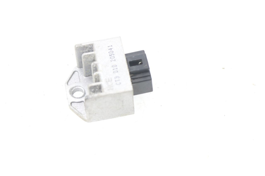 photo de REGLER LICHTMASCHINE SYM SYMPLY 4T 50 (2012 - 2015)