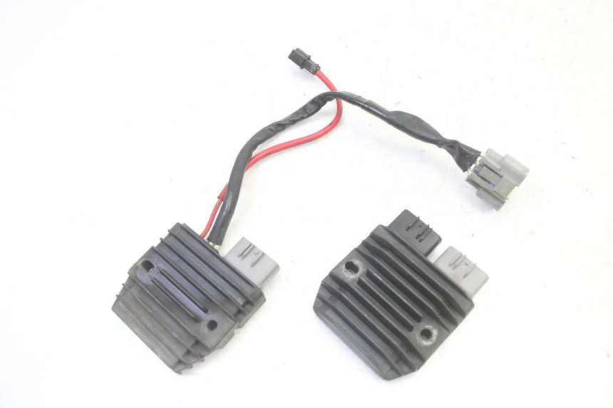 photo de LICHTMASCHINENREGLER YAMAHA TDM ABS 900 (2002 - 2014)