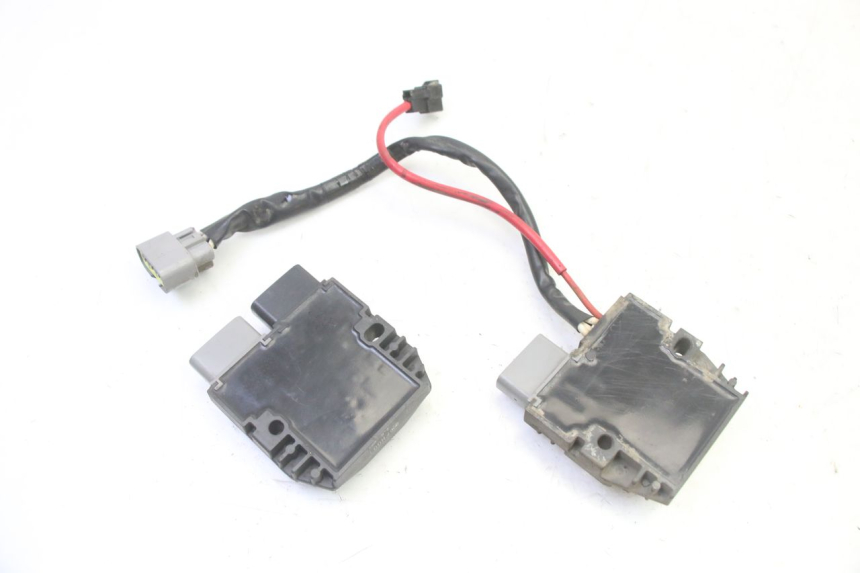 photo de LICHTMASCHINENREGLER YAMAHA TDM ABS 900 (2002 - 2014)