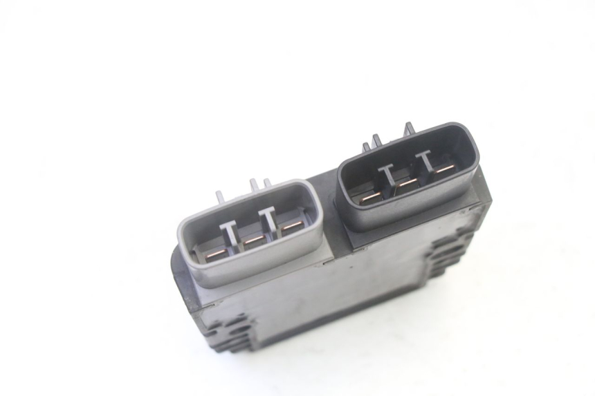photo de LICHTMASCHINENREGLER YAMAHA TDM ABS 900 (2002 - 2014)