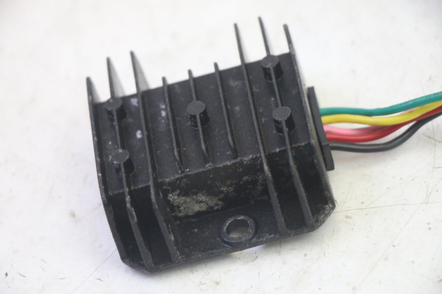 photo de LADEREGLER SUKIDA TOP 1 50 (2003 - 2010) - Zoom auf Gebrauchszustand