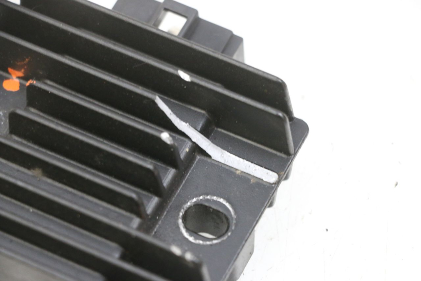 photo de REGLER LICHTMASCHINE YAMAHA TRICITY 300 (2020 - 2024) - Details der Befestigungspunkte