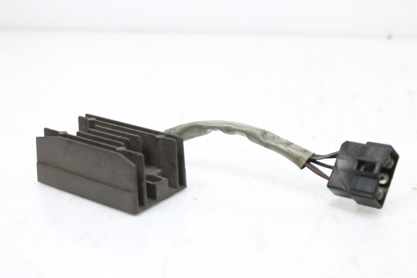 photo de SPANNUNGSREGLER SUZUKI UH BURGMAN 125 (2002 - 2006)