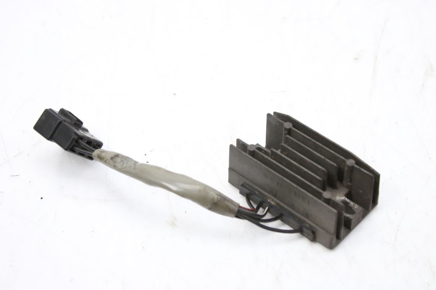 photo de SPANNUNGSREGLER SUZUKI UH BURGMAN 125 (2002 - 2006)