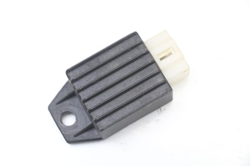 photo de Spannungsregler BEELINE VELOCE 4T 50 (2011 - 2020)