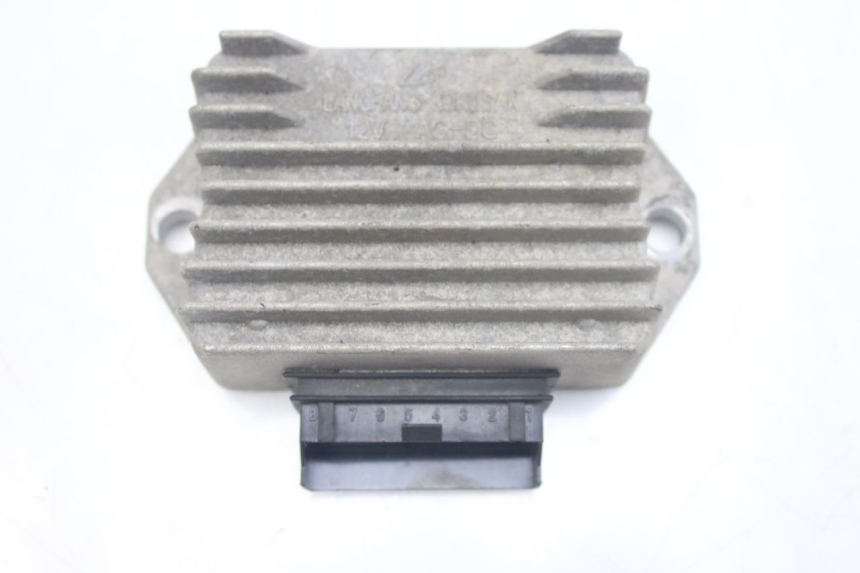 photo de SPANNUNGSREGLER PIAGGIO VESPA S 2T 50 (2007 - 2014)
