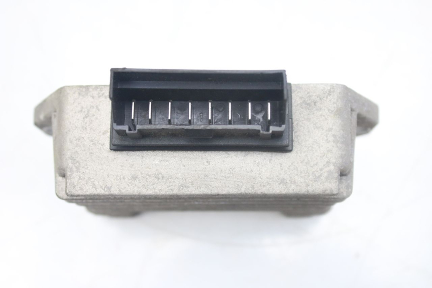 photo de SPANNUNGSREGLER PIAGGIO VESPA S 2T 50 (2007 - 2014)