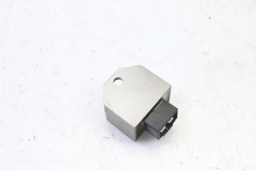 photo de LICHTMASCHINENREGLER PEUGEOT VIVACITY NEW 4T 50 (2008 - 2017)
