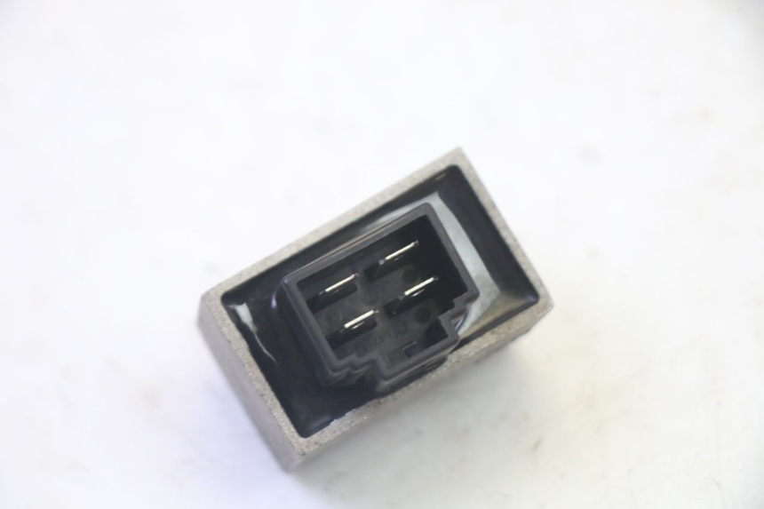 photo de LICHTMASCHINENREGLER PEUGEOT VIVACITY NEW 4T 50 (2008 - 2017)