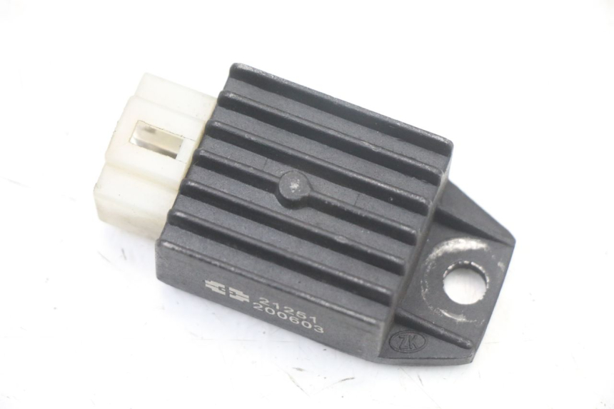 photo de LADEREGLER VONROAD YIBEN 125 (2006 - 2010) - Detailansicht des Bauteils