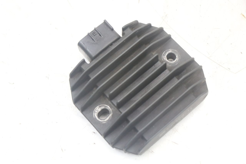 photo de LICHTMASCHINENREGLER YAMAHA XMAX X-MAX 125 (2006 - 2009)