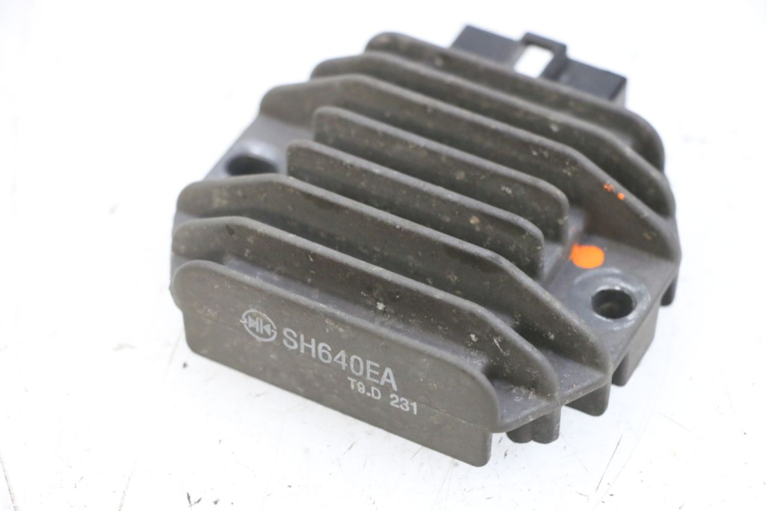 photo de LADEREGLER YAMAHA X-MAX XMAX 125 (2010 - 2013) - Gesamtansicht des Produkts