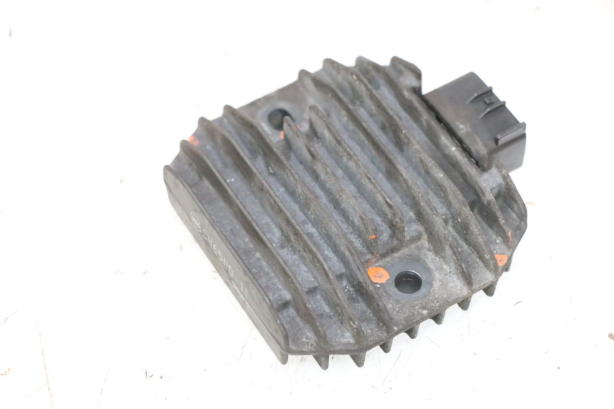 photo de LICHTMASCHINENREGLER YAMAHA XMAX X-MAX 125 (2006 - 2009) - Alternative Perspektive