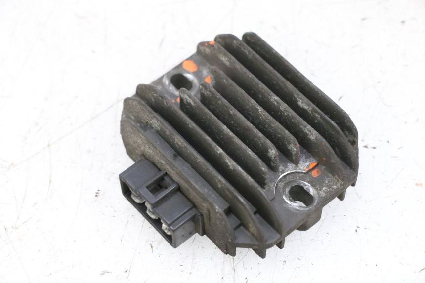 photo de LICHTMASCHINENREGLER PIAGGIO X8 125 (2004 - 2007) - Technische Nahaufnahme