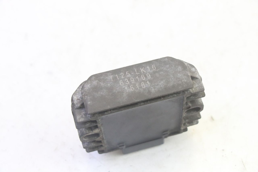 photo de LADEREGLER PIAGGIO XEVO - X EVO 125 (2007 - 2016) - Technische Nahaufnahme