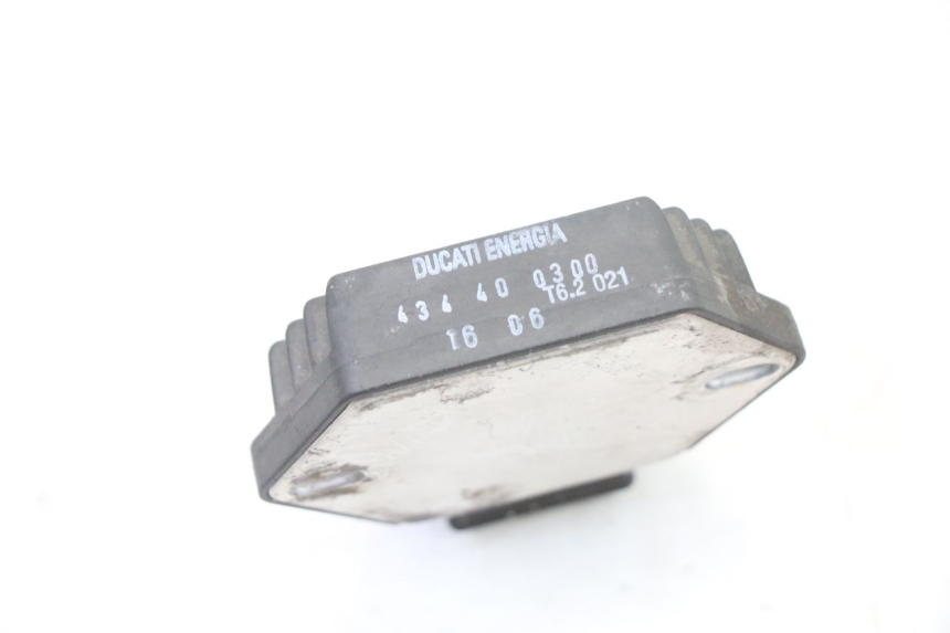 photo de REGLER LICHTMASCHINE HONDA XLV VARADERO 125 (2000 - 2006)