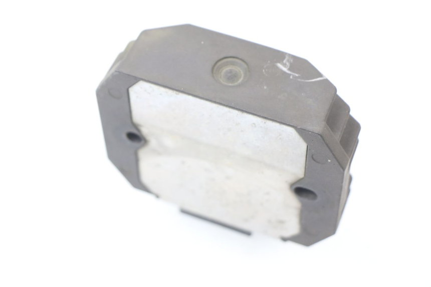 photo de REGLER LICHTMASCHINE YAMAHA XP T-MAX TMAX 500 (2004 - 2007)