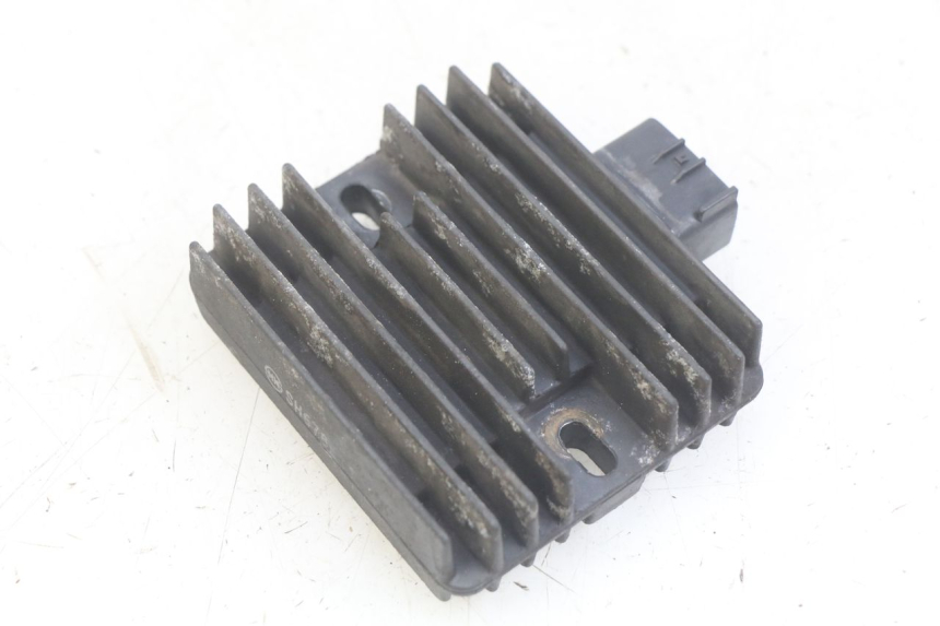photo de LADEREGLER YAMAHA YP MAJESTY 400 (2004 - 2008)