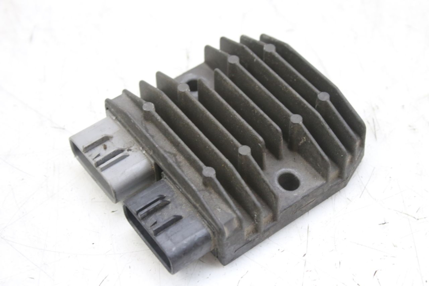 photo de LICHTMASCHINENREGLER YAMAHA YZF R1 1000 (2007 - 2008)