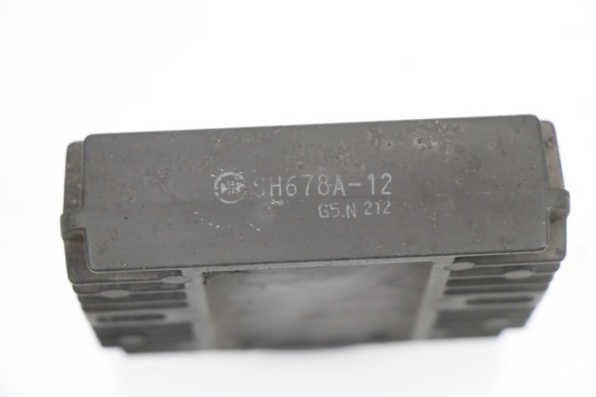 photo de LICHTMASCHINENREGLER KAWASAKI Z S 750 (2003 - 2006)