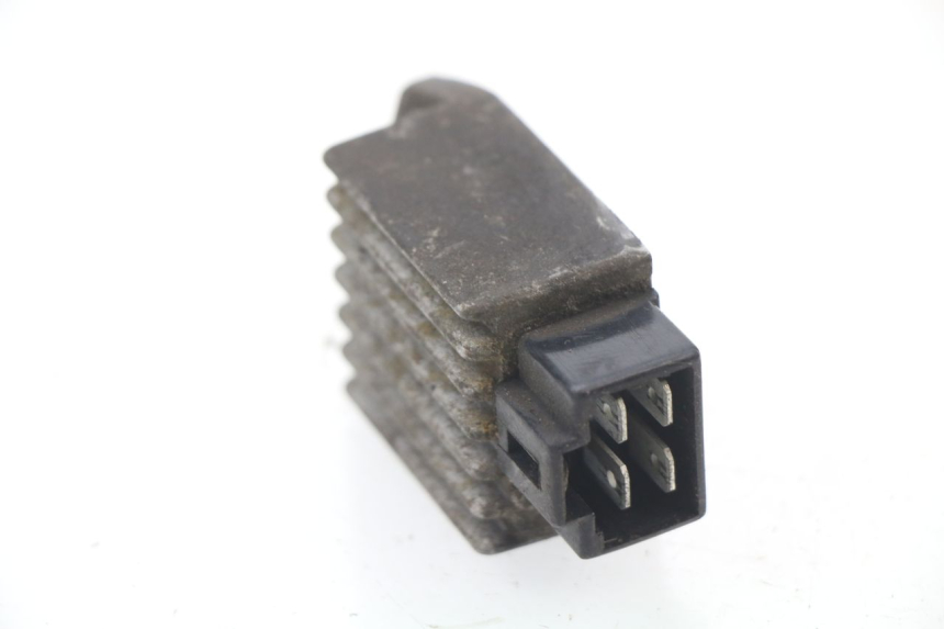 photo de SPANNUNGSREGLER PEUGEOT ZENITH 50 (1994 - 1999)