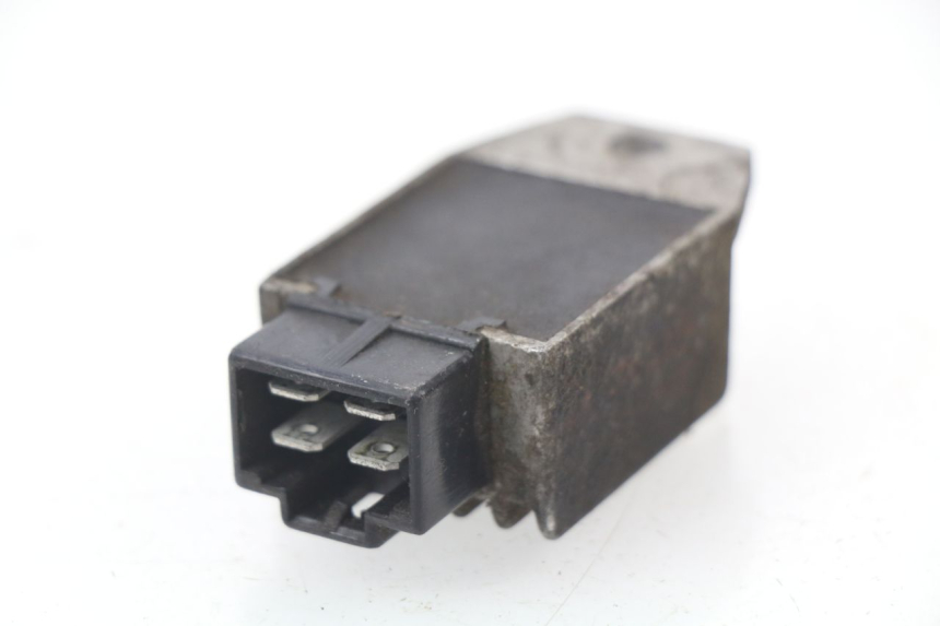 photo de SPANNUNGSREGLER PEUGEOT ZENITH 50 (1994 - 1999)