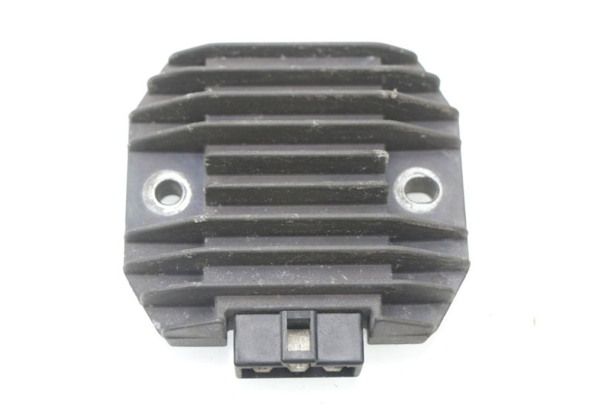 photo de LICHTMASCHINENREGLER KAWASAKI ZZR 600 (1995 - 2004)