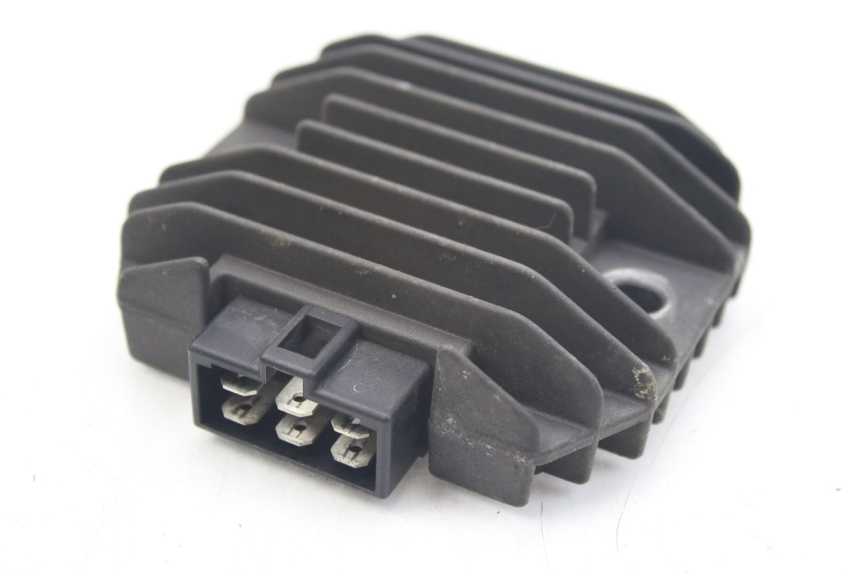photo de LICHTMASCHINENREGLER KAWASAKI ZZR 600 (1995 - 2004)