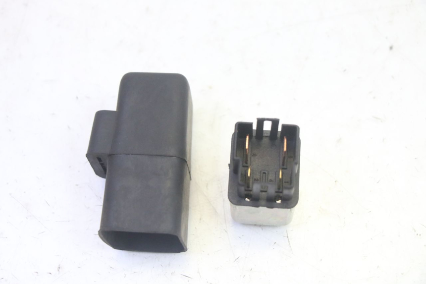 photo de STARTERRELAY KYMCO AGILITY 4T 50 (2018 - 2022) - Zoom auf Gebrauchszustand