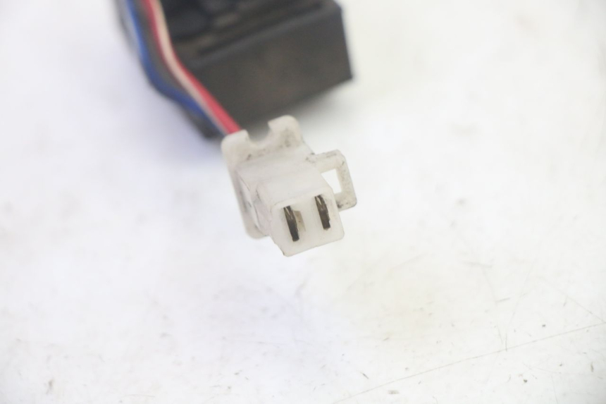 photo de STARTERRELAY SUZUKI BURGMAN 125 (2007 - 2014) - Alternative Perspektive