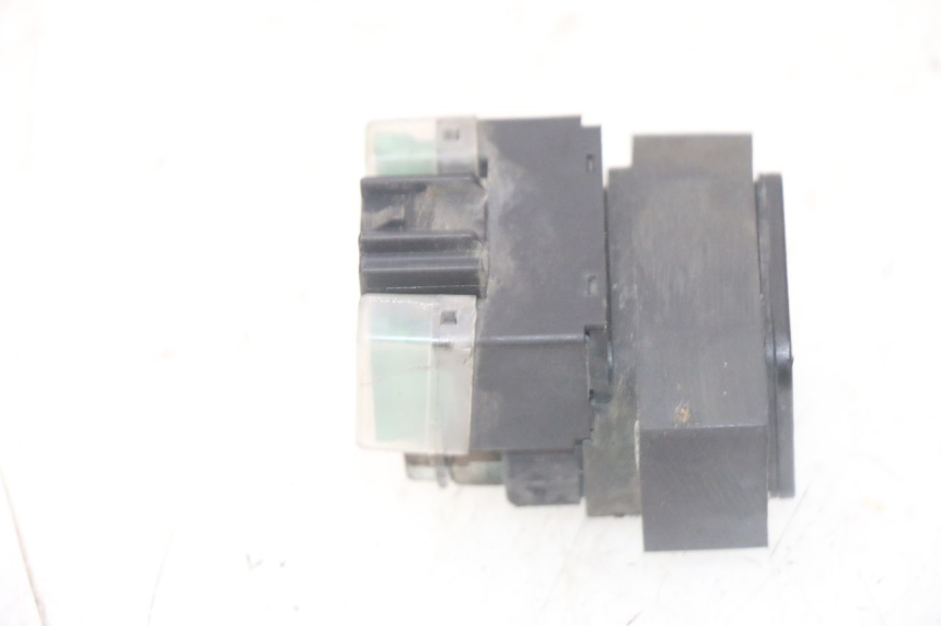 photo de STARTERRELAY YAMAHA FJR ABS 1300 (2006 - 2012) - Technische Nahaufnahme