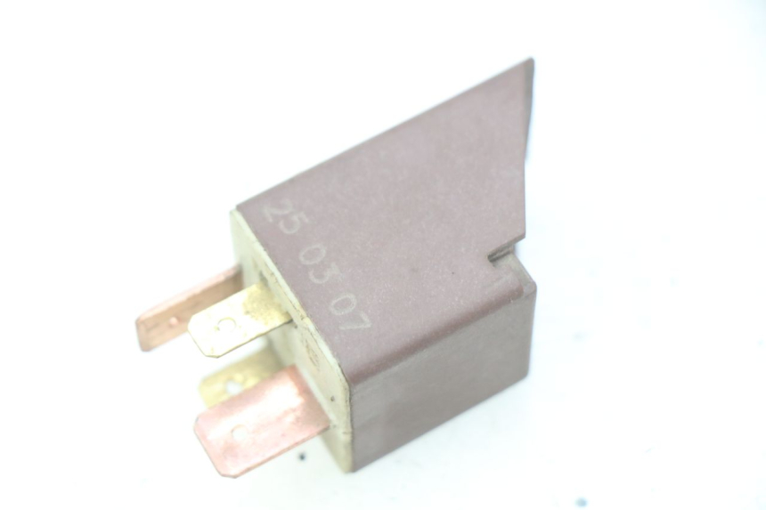 photo de STARTERRELAY PIAGGIO FLY 100 (2006 - 2010)