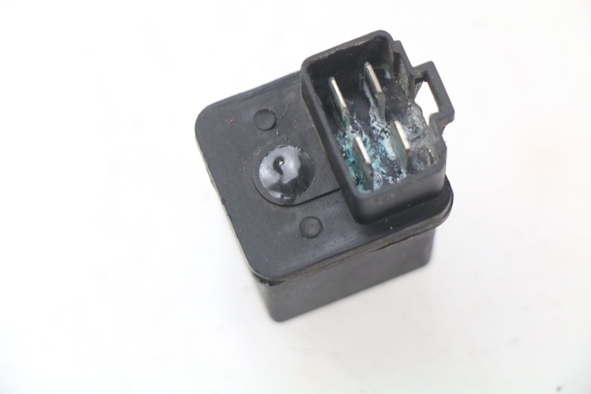 photo de STARTERRELAY PEUGEOT KISBEE 2T 50 (2010 - 2017)