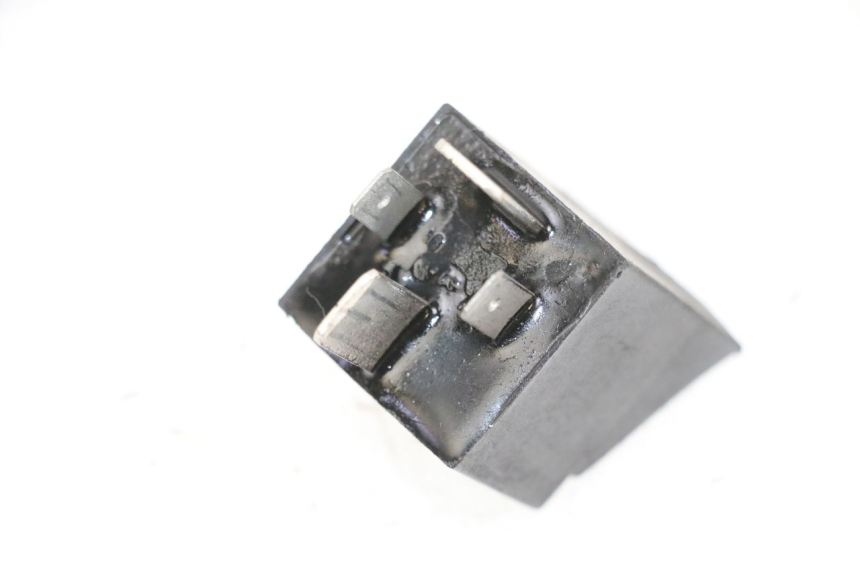 photo de STARTERRELAY PIAGGIO NEW TYPHOON 50 (2018 - 2021) - Alternative Perspektive