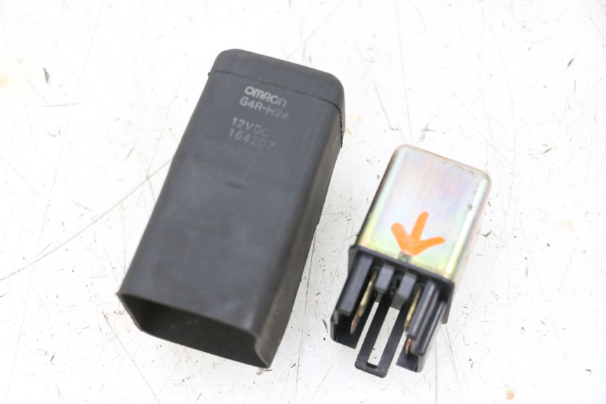 photo de ANLASSERRELAIS HONDA NSR R 125 (1994 - 2003) - Hauptansicht