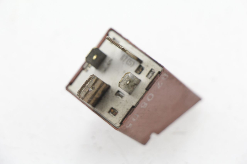 photo de STARTERRELAY PIAGGIO FLY 2T 50 (2004 - 2017)