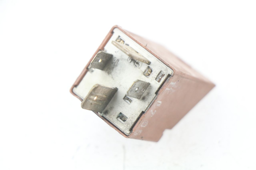 photo de STARTERRELAY PIAGGIO FLY 2T 50 (2004 - 2017)