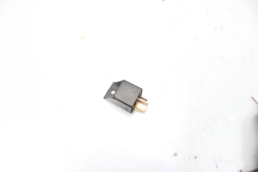 photo de STARTERRELAY PIAGGIO FLY 2T 50 (2004 - 2017)