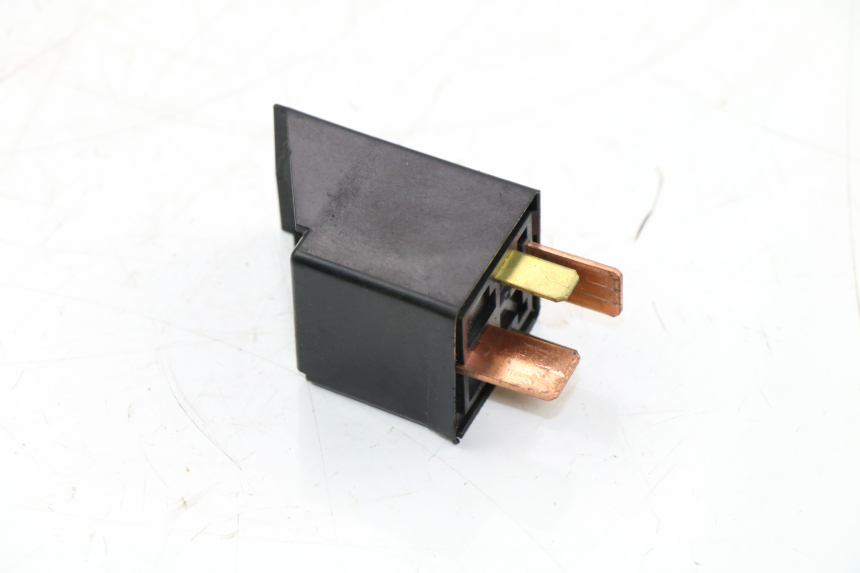 photo de STARTERRELAY PIAGGIO FLY 2T 50 (2004 - 2017)