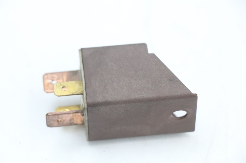 photo de ANLASSERRELAIS PIAGGIO FLY 4T 50 (2004 - 2010)