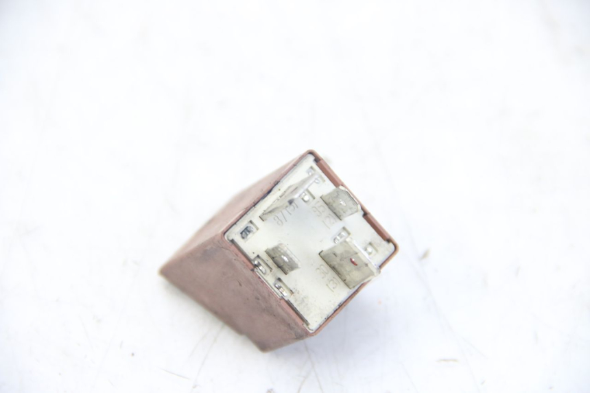 photo de STARTERRELAY PIAGGIO VESPA S 2T 50 (2007 - 2014)