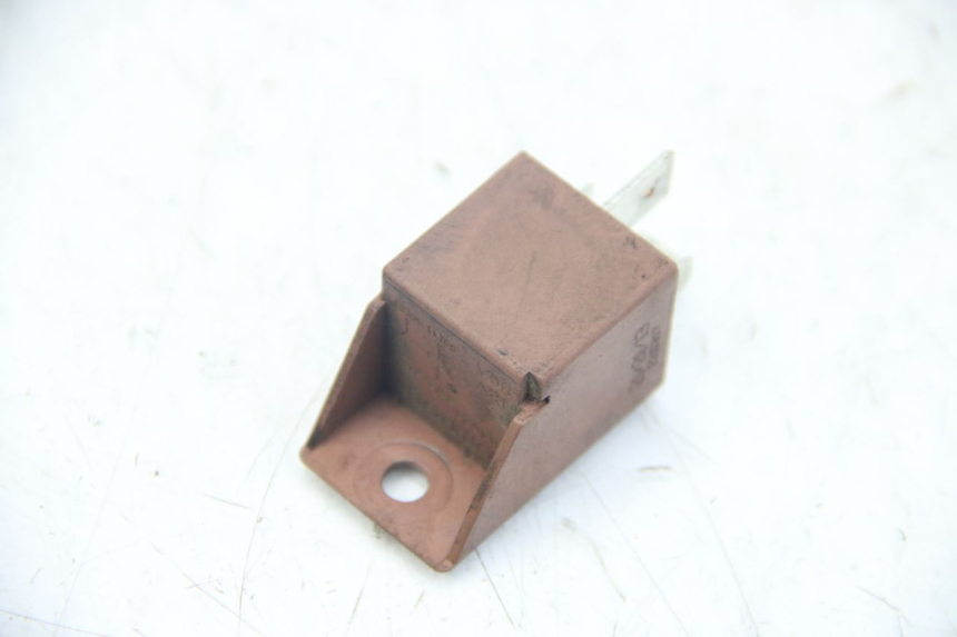 photo de STARTERRELAY PIAGGIO VESPA S 2T 50 (2007 - 2014)