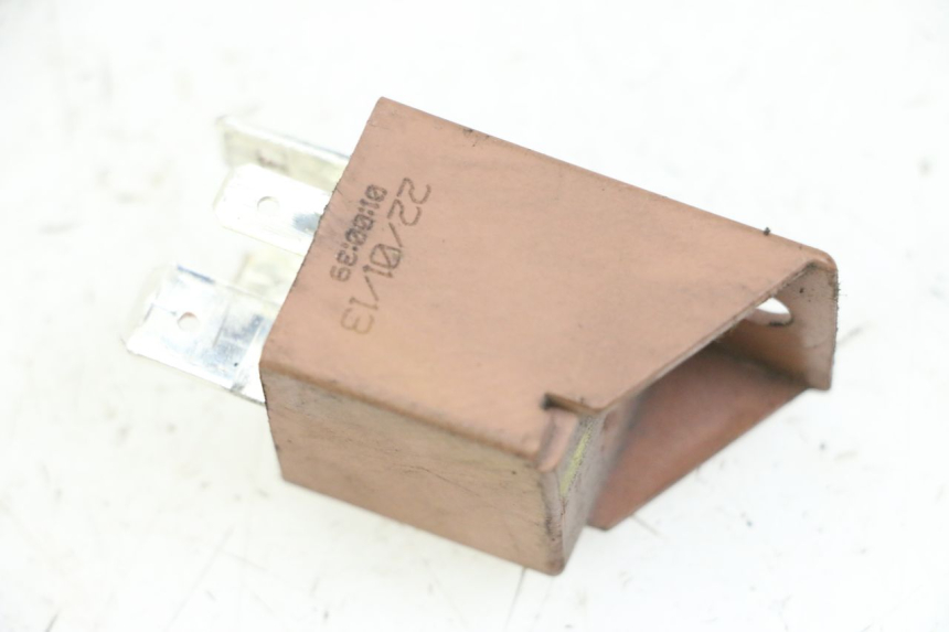 photo de STARTERRELAY PIAGGIO VESPA S 2T 50 (2007 - 2014)