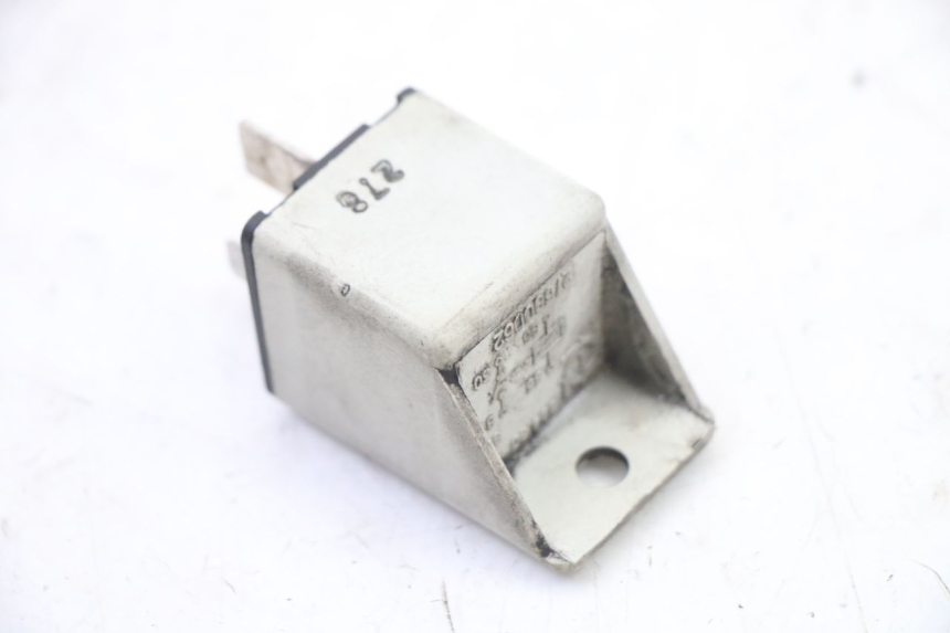 photo de ANLASSERRELAIS PEUGEOT SATELIS COMPRESSOR K15 125 (2006 - 2009)