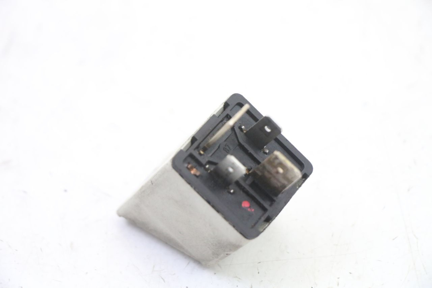 photo de ANLASSERRELAIS PEUGEOT SATELIS COMPRESSOR K15 125 (2006 - 2009)