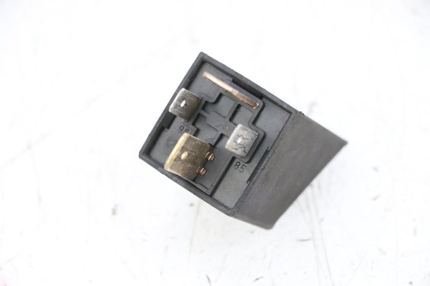 photo de ANLASSERRELAIS PIAGGIO VESPA GTS SUPER IE 125 (2009 - 2016) - Detailansicht des Bauteils