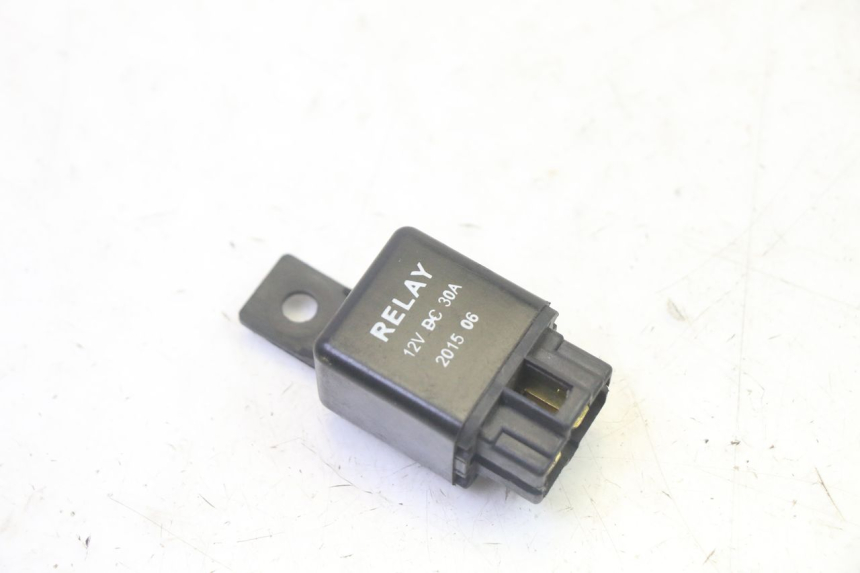 photo de RELAIS QUADRO 4 4D 350 (2015 - 2018)