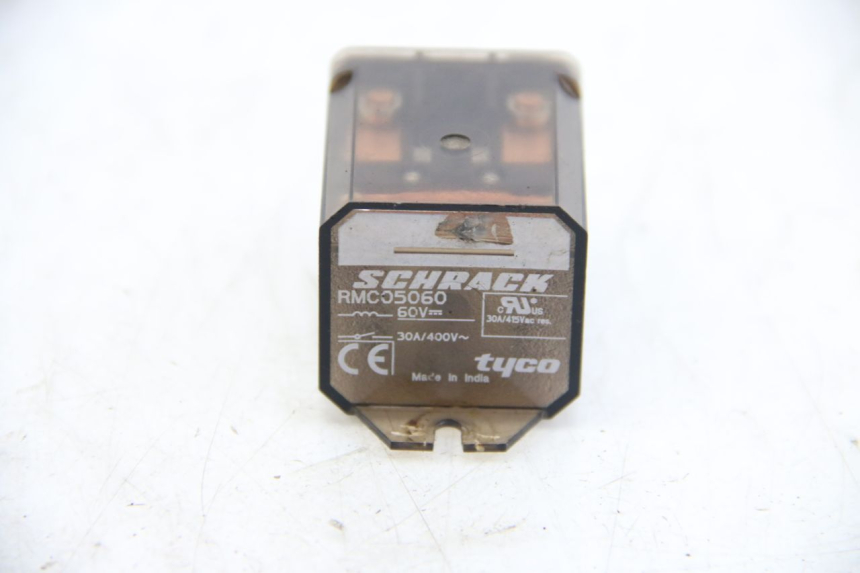 photo de ELEKTRISCHE RELAIS ECCITY ARTELEC 670 1 (2013 - 2017)