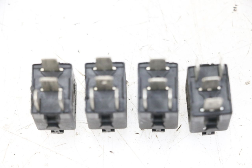 photo de ELEKTRISCHE RELAIS BMW C1 125 (2000 - 2003)