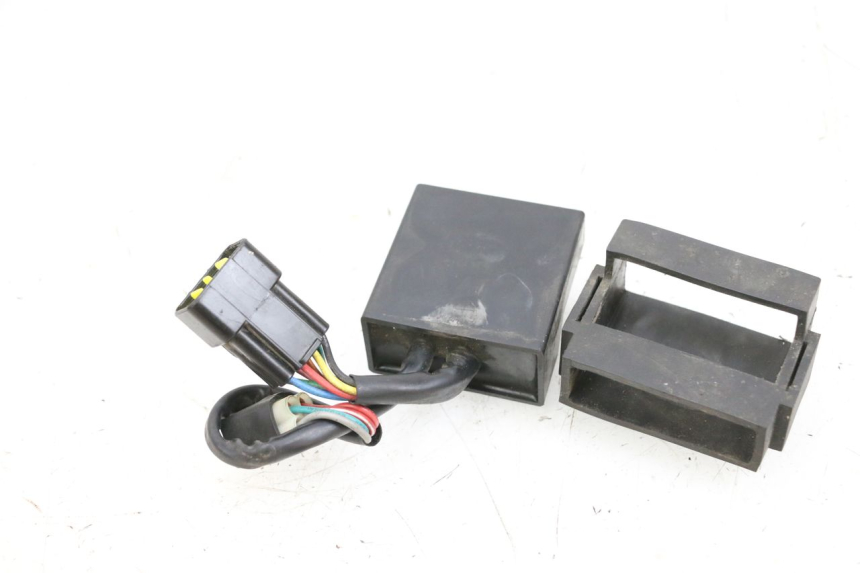 photo de RELAIS MAG POWER BOMBERS 4T 50 (2016 - 2026) - Alternative Perspektive